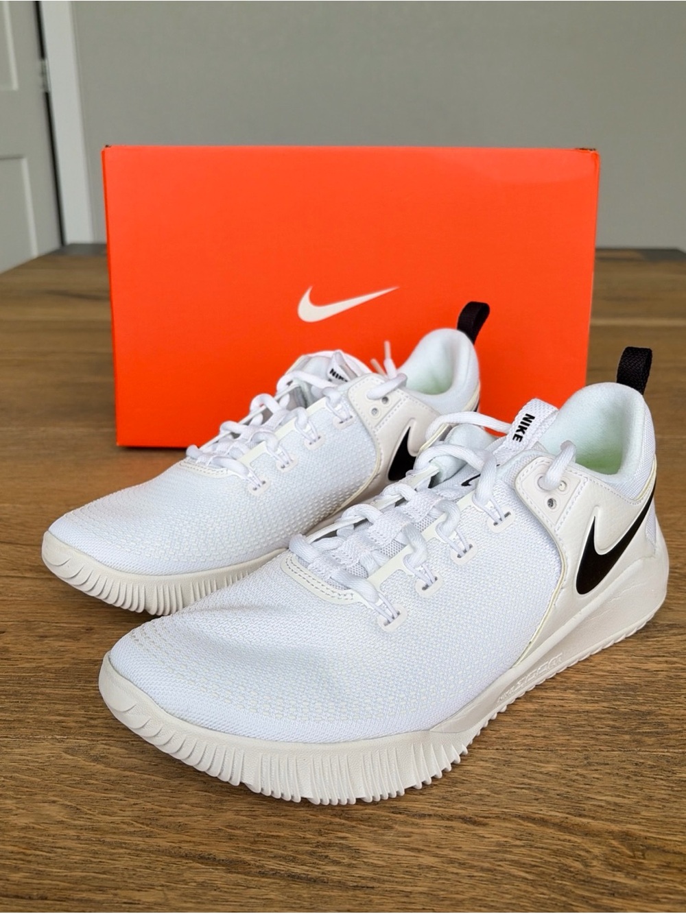 Size 10 Women’s Nike Zoom Hyperace 2 Volleyball Shoes White NEW AA0286-100